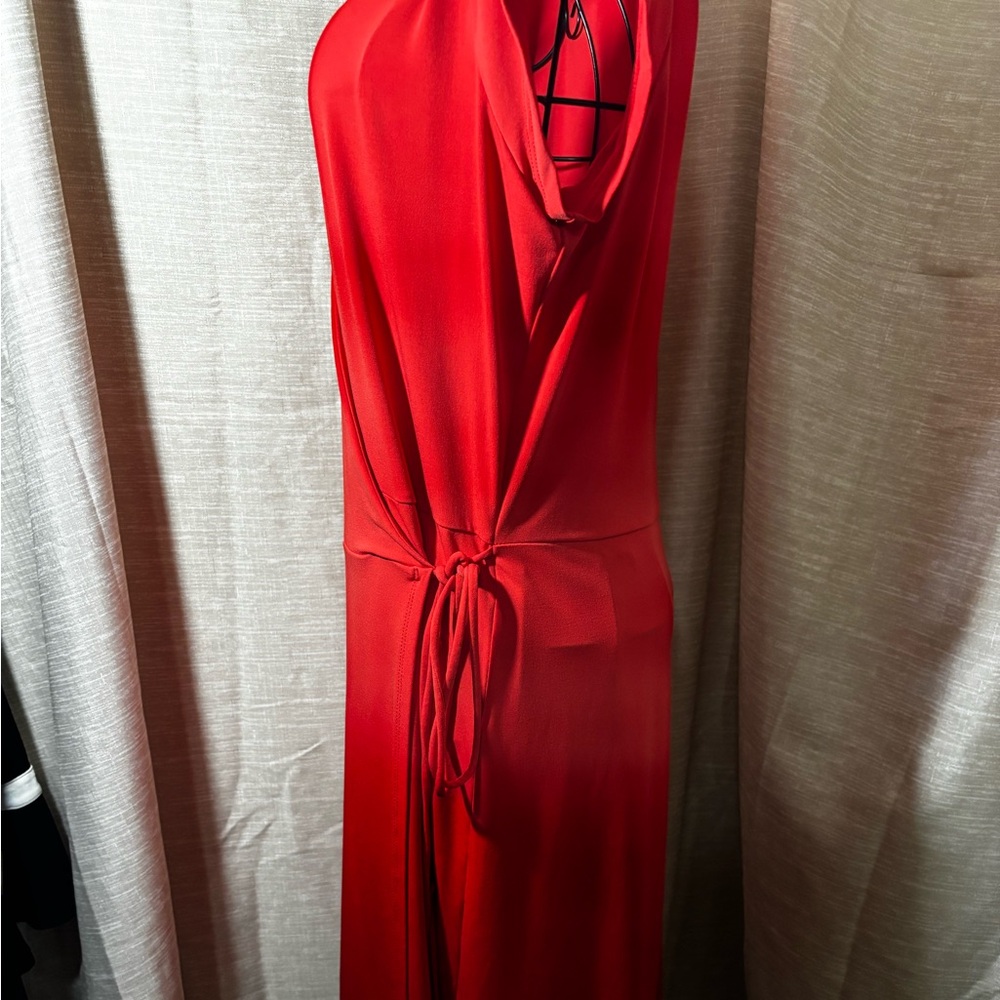 Elegant Red Wrap Dress - Picture 4 of 5